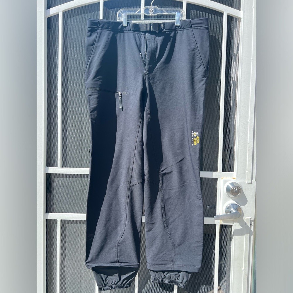 Mountain hardware men’s large, black Stretch Tecnical Pant